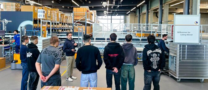 Zukunft gestalten: Der Handwerkerbus zu Besuch bei Ludwig Meister